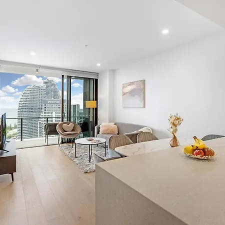 Lamour Ocean View Apartment II In Casino Broadbeach - Free Parking-195Cm Gold Coast Exterior photo